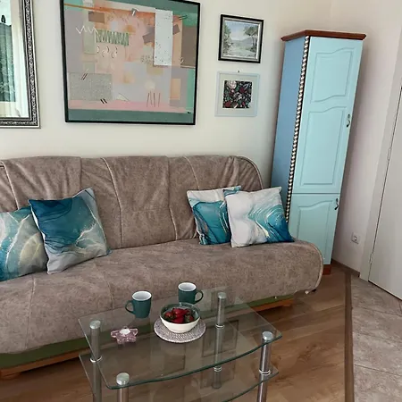 Apartment Sea Breeze *