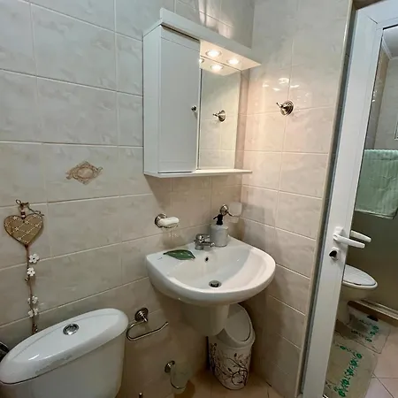 Sea Breeze Apartment